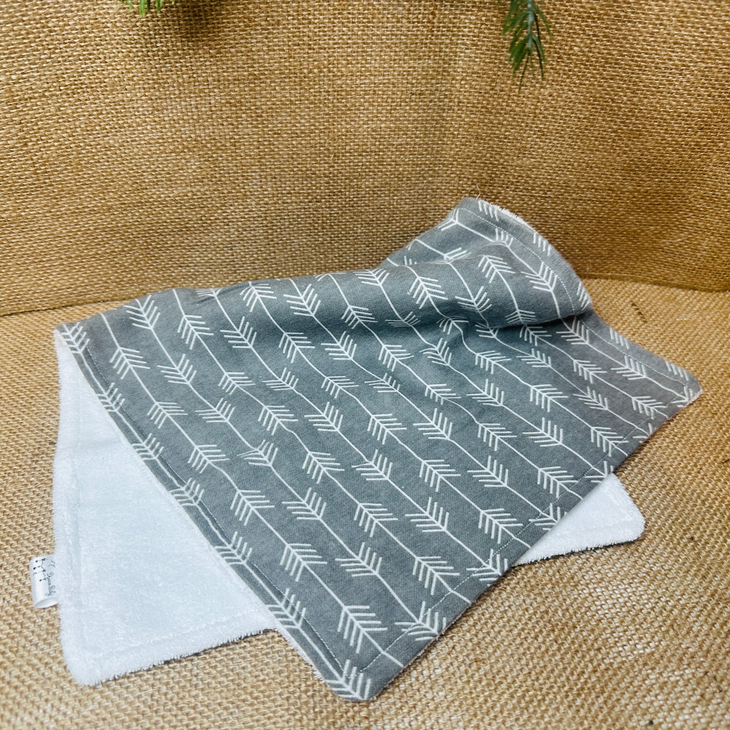 Arrow Bib and Burpe Set