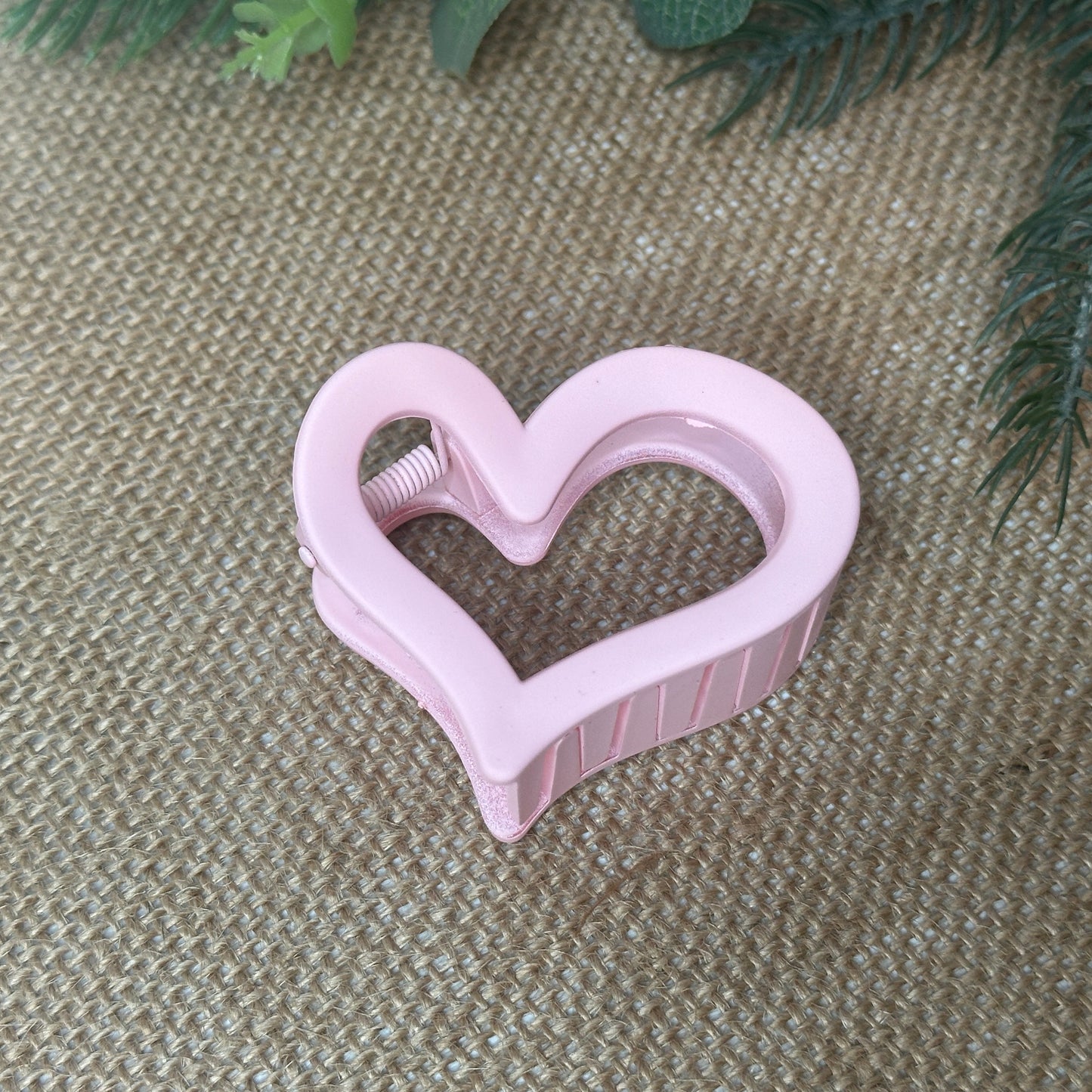 Heart Hair Claw - Various Colours