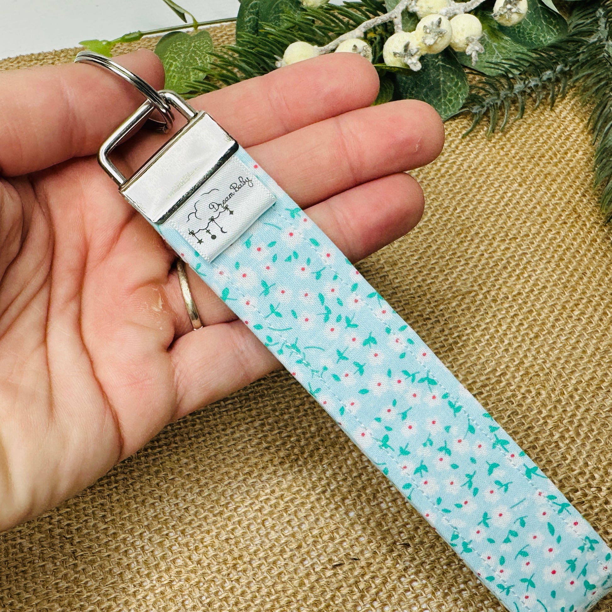 wristlet keychain accessory