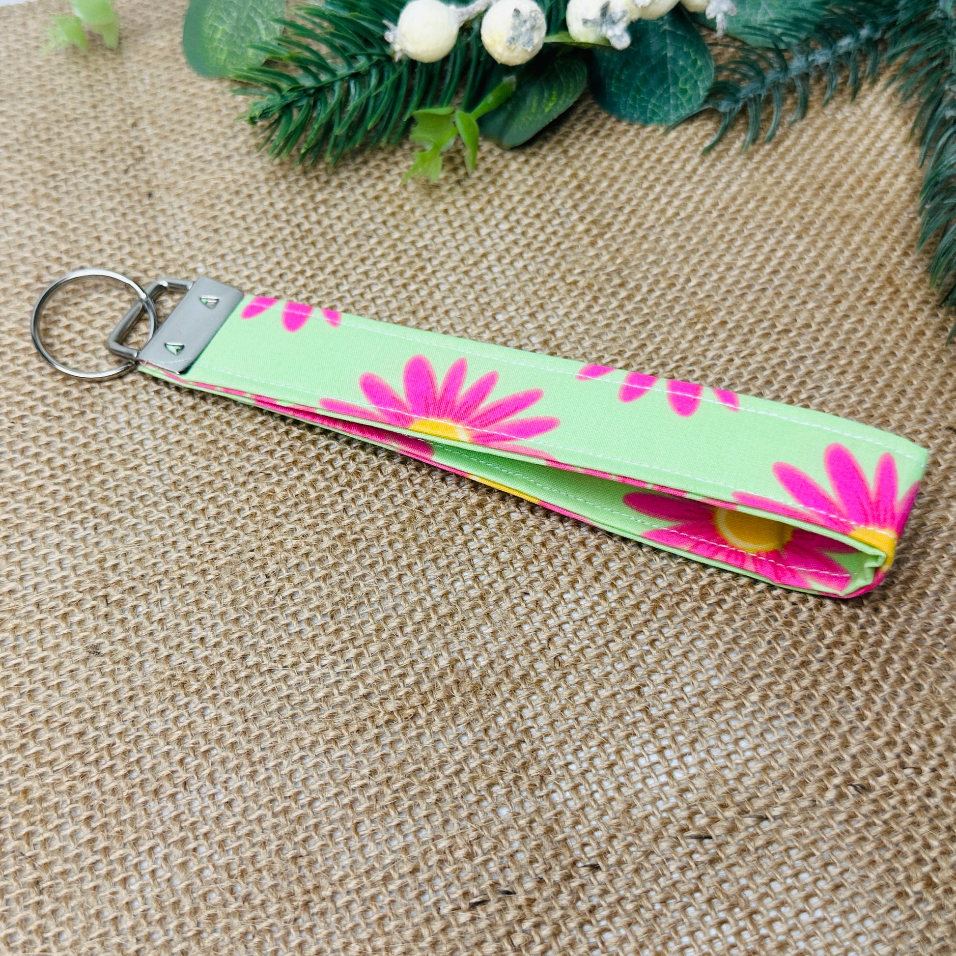 wristlet keychain accessory