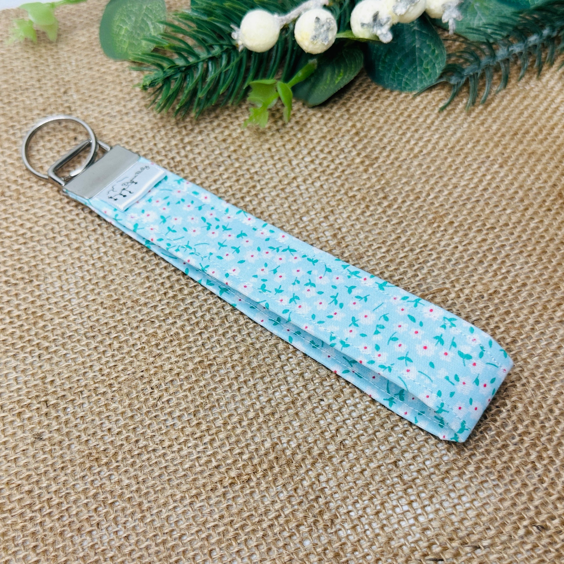 wristlet keychain accessory